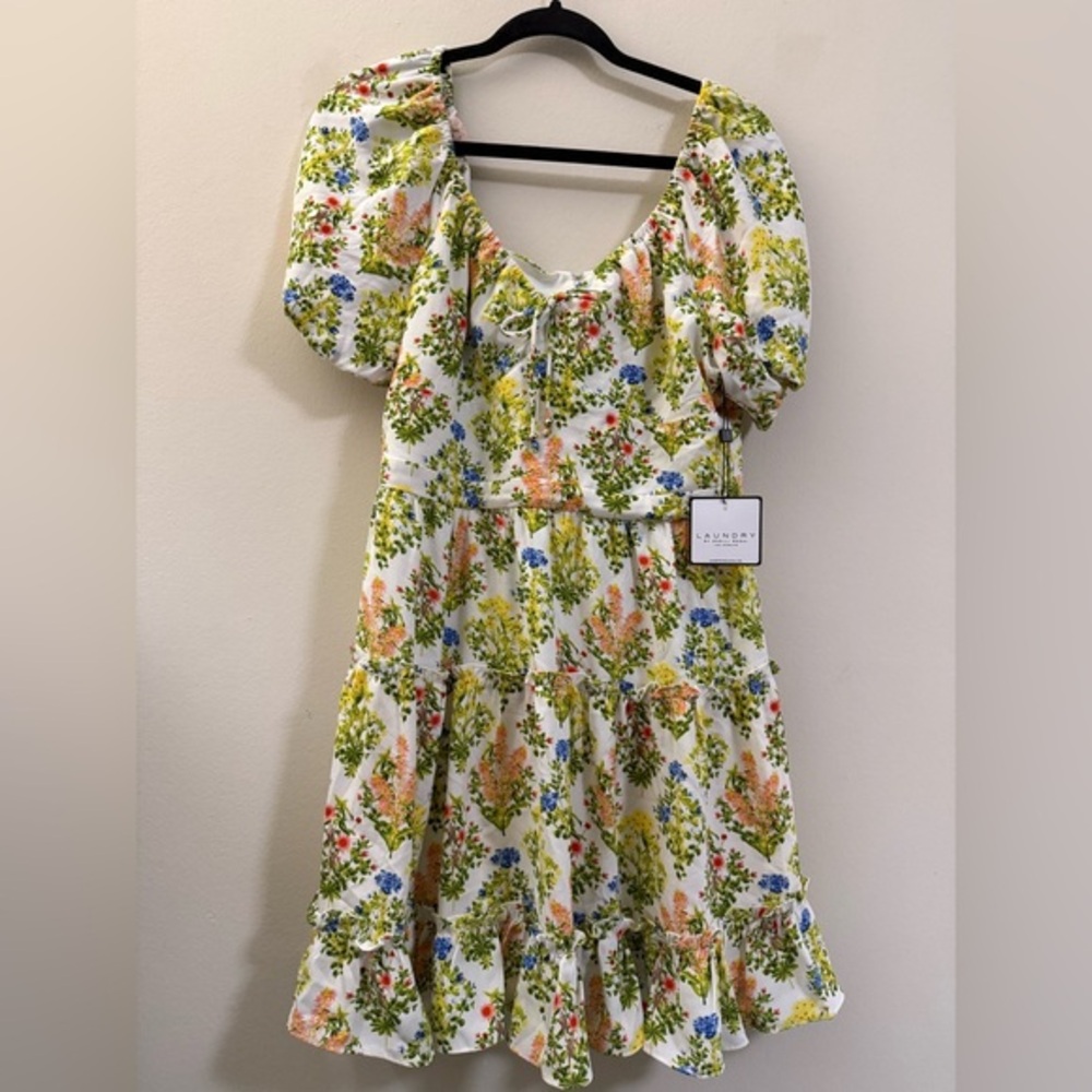 NWT Laundry by Shelli Segal Puffy Sleeve Tiered Floral Dress - 10